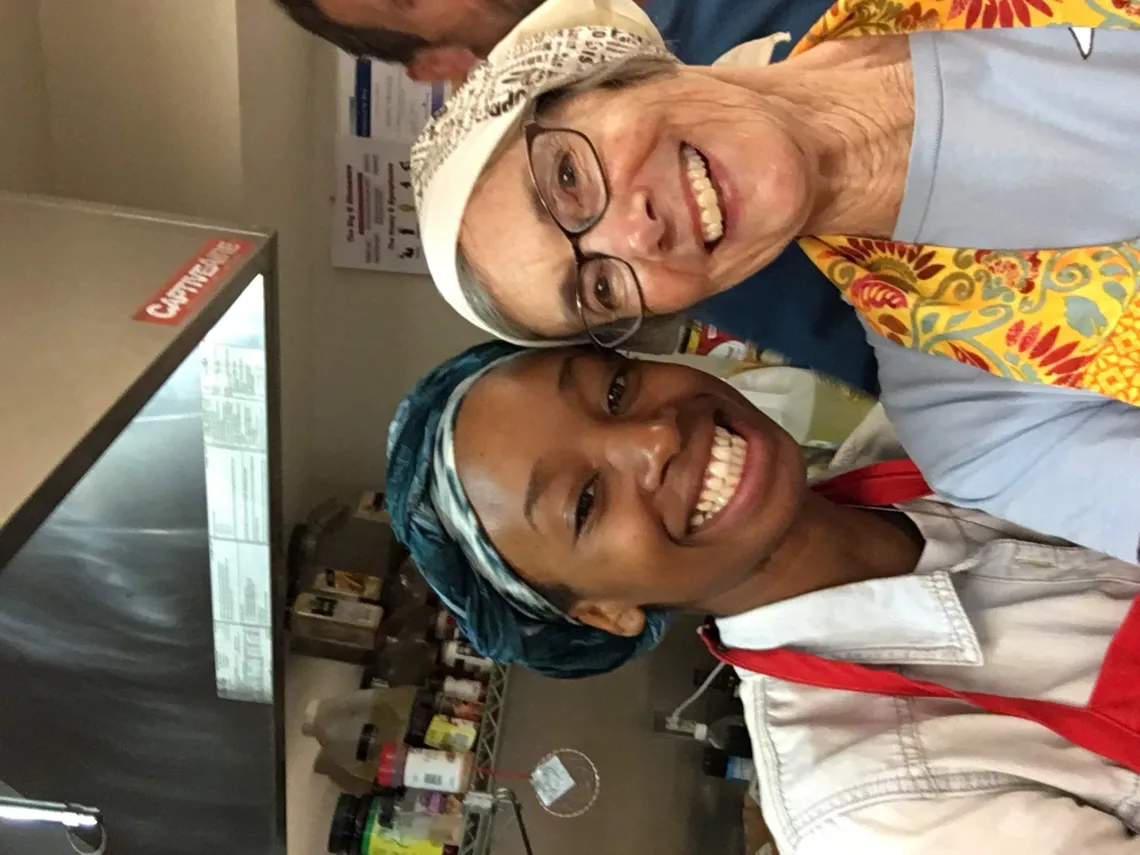 Coverdell Fellows prepare a meal for Primavera Men's Shelter