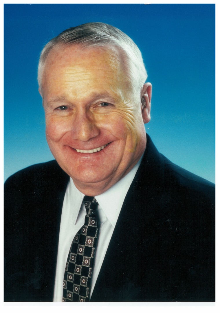 Arthur Andrews, College of Law, (2001)